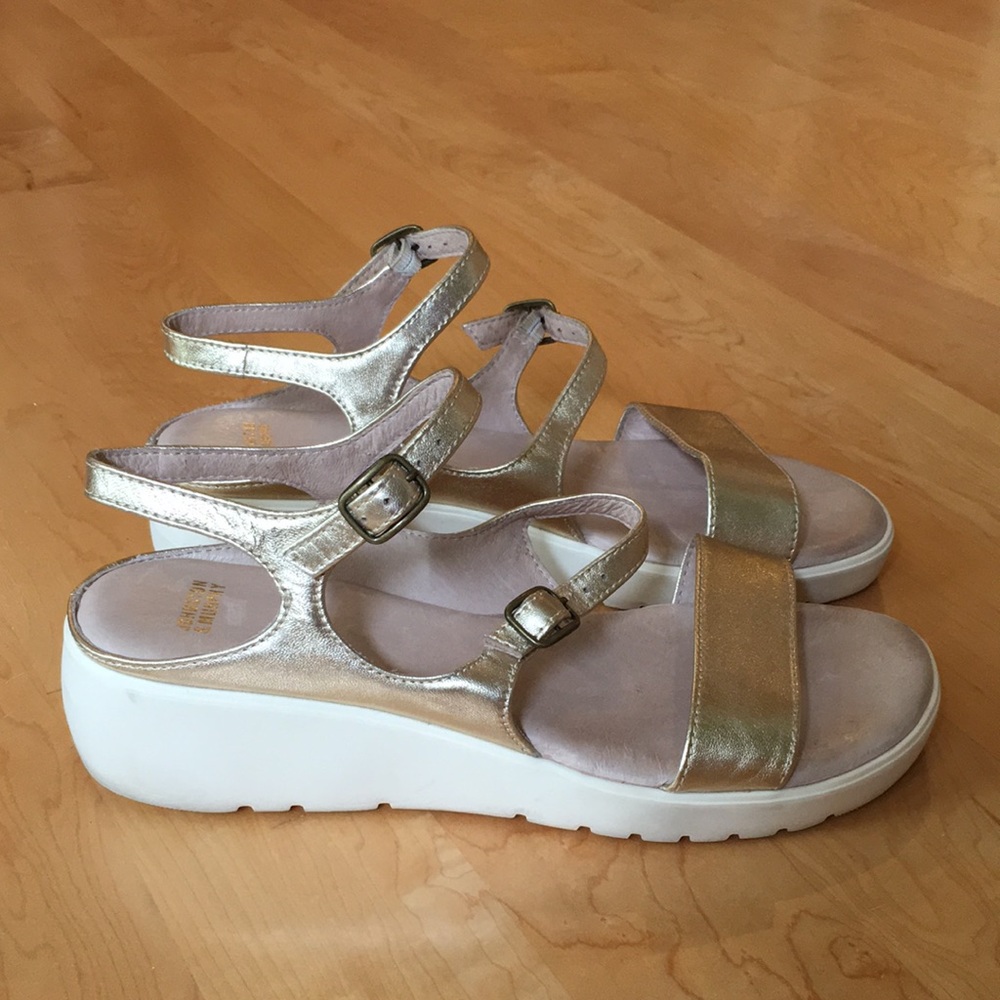Johnston & Murphy Metallic Gold Leather Wedge Sandals